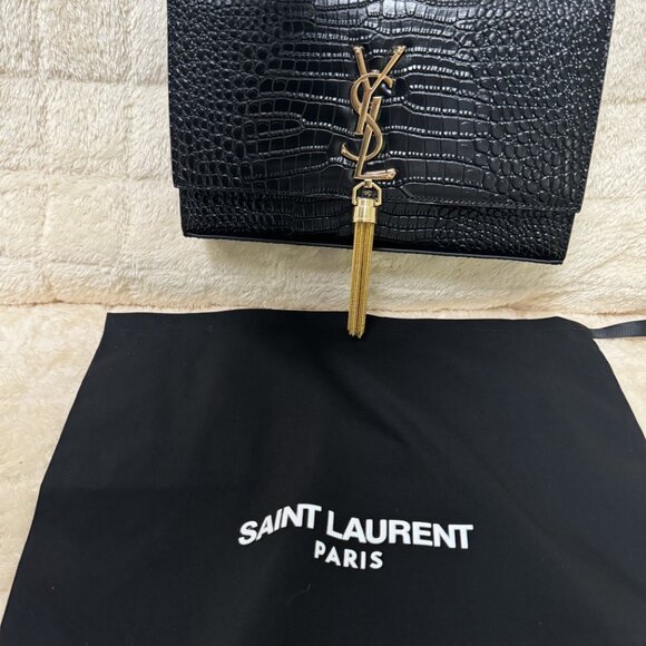 Yves Saint Laurent Fashion Women's Shoulder Bag - Picture 5 of 8